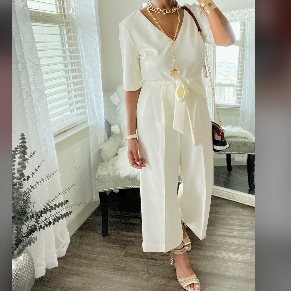 Vince Camuto Culotte Belted Jumpsuit Size 2